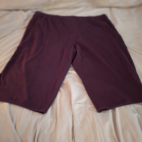Athletic Works Women's Purple And White Cropped Sweat Pants - Picture 7 of 7